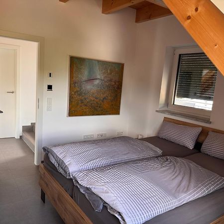 Moderne Ferienunterkunft/Wohnung Burgthann Zewnętrze zdjęcie