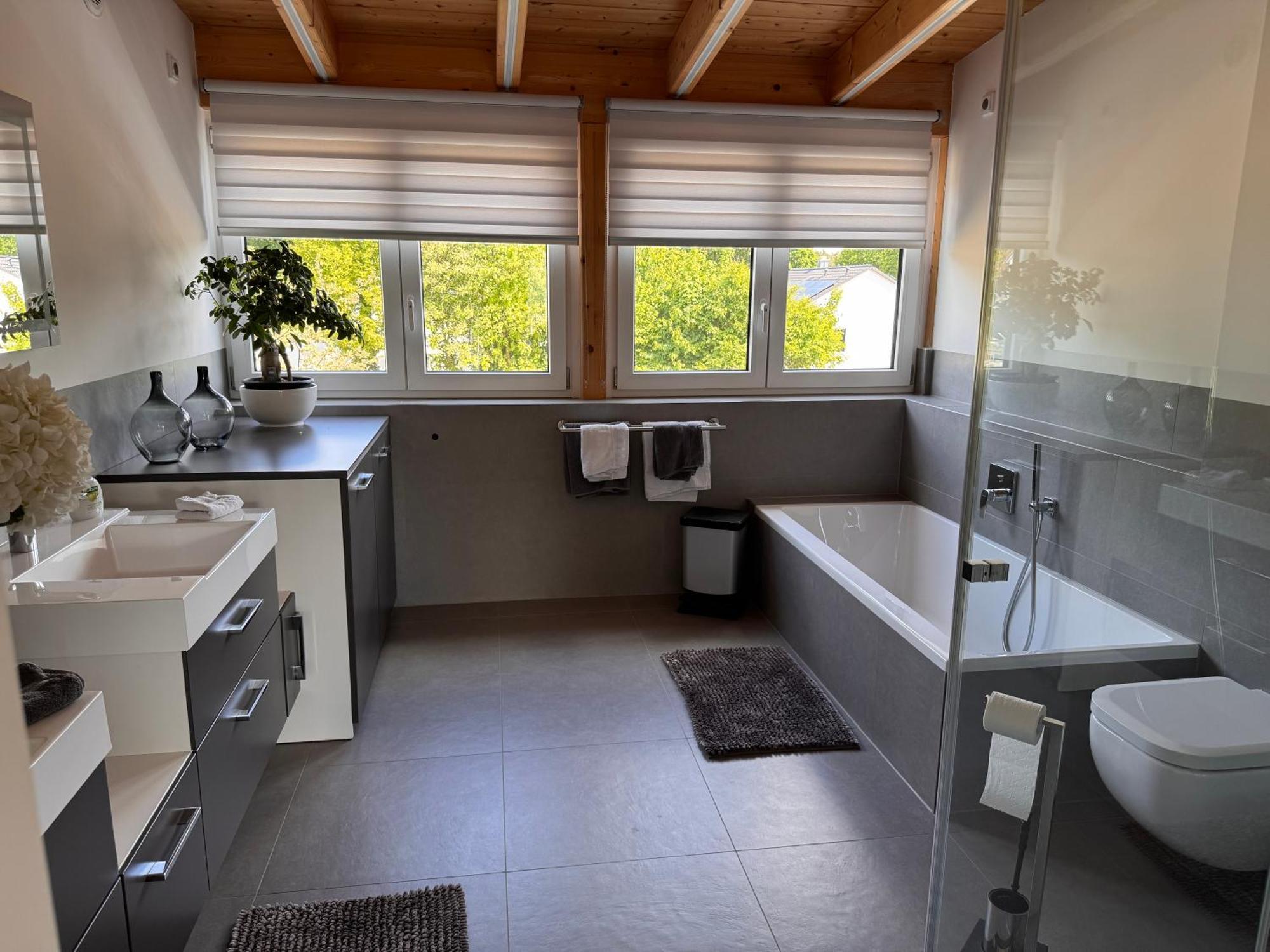 Moderne Ferienunterkunft/Wohnung Burgthann Zewnętrze zdjęcie